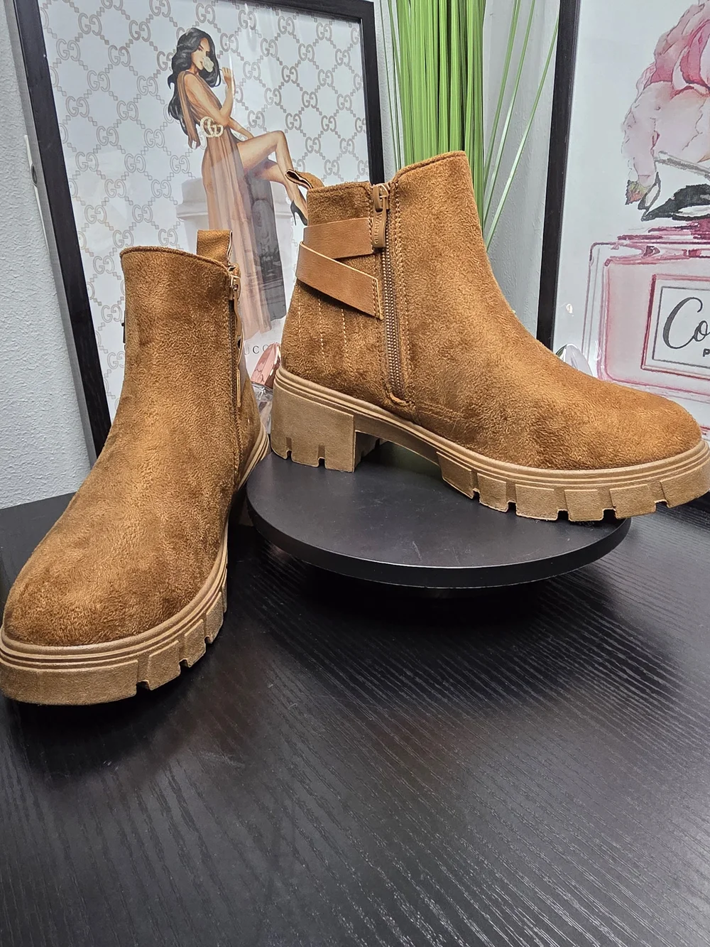 Wanted Women's Chelsea Bootie